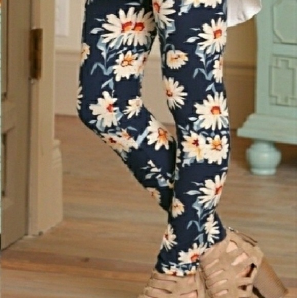 sᴀʟᴇ! Coming up Daisies' Leggings - Picture 3 of 3